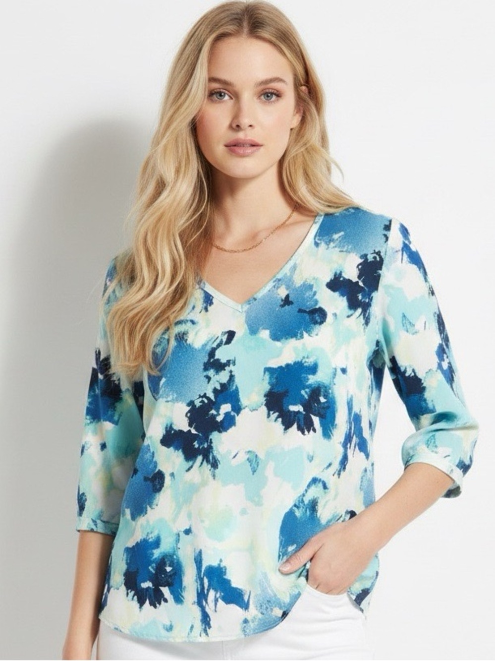 iZ Byer Floral 3/4 Sleeve V-Neck Top Size XS